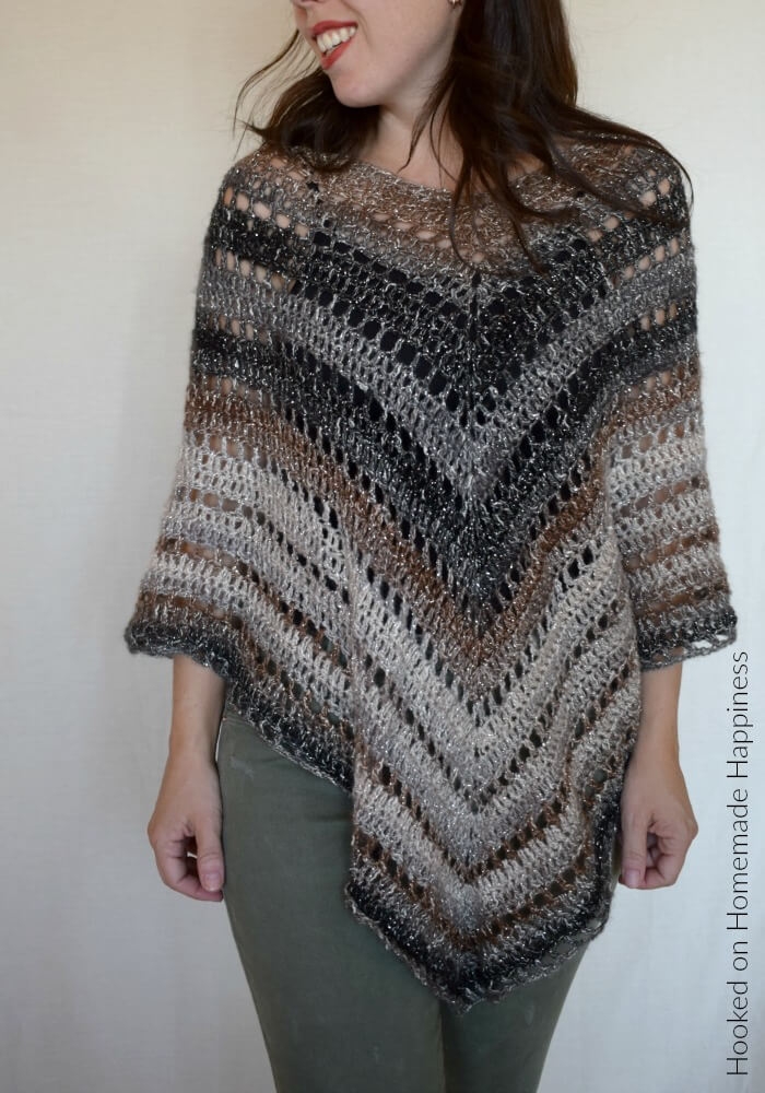 10 Free Easy Crochet Poncho Patterns For Beginner